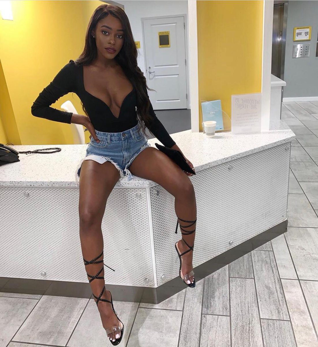 Şöyle bir siyahi olsam kendimi beyazlardan daha şanslı hissederdim.