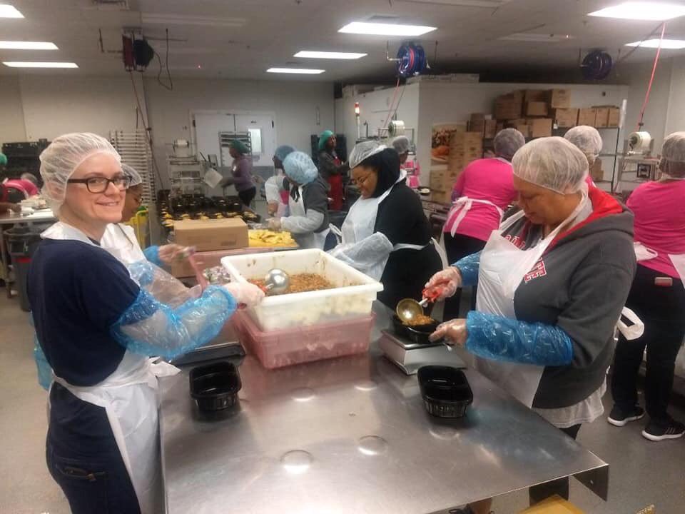JLA_President's tweet photo. This weekend over 350 @jlatlanta members are serving in the community at 20 of our community partner organizations. As our mission states we committed to promoting voluntarism and improving our community. #TheJLAJourney https://t.co/Ps6SrtCV6n