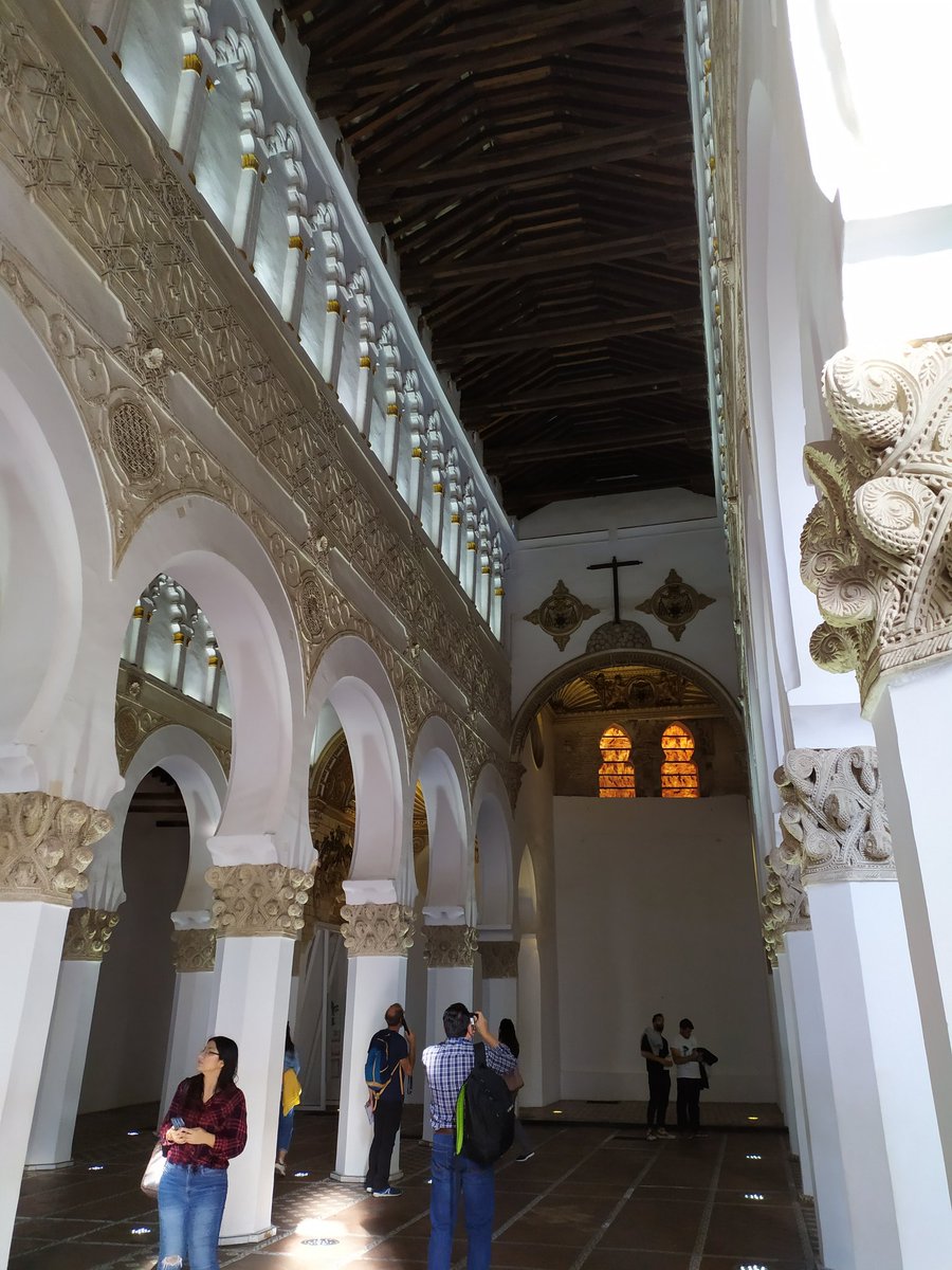 aicuesta's tweet photo. Inmenso esfuerzo y magníficos resultados del @ColegioFisioCLM
#CONFINCLM19 #FF comites, voluntarios, ponentes y los 800 FISIOTERAPEUTAS q han puesto este fin de semana en #Toledo como Capital Imperial de #Fisioterapia 📚 https://t.co/ew1TJv7JVb