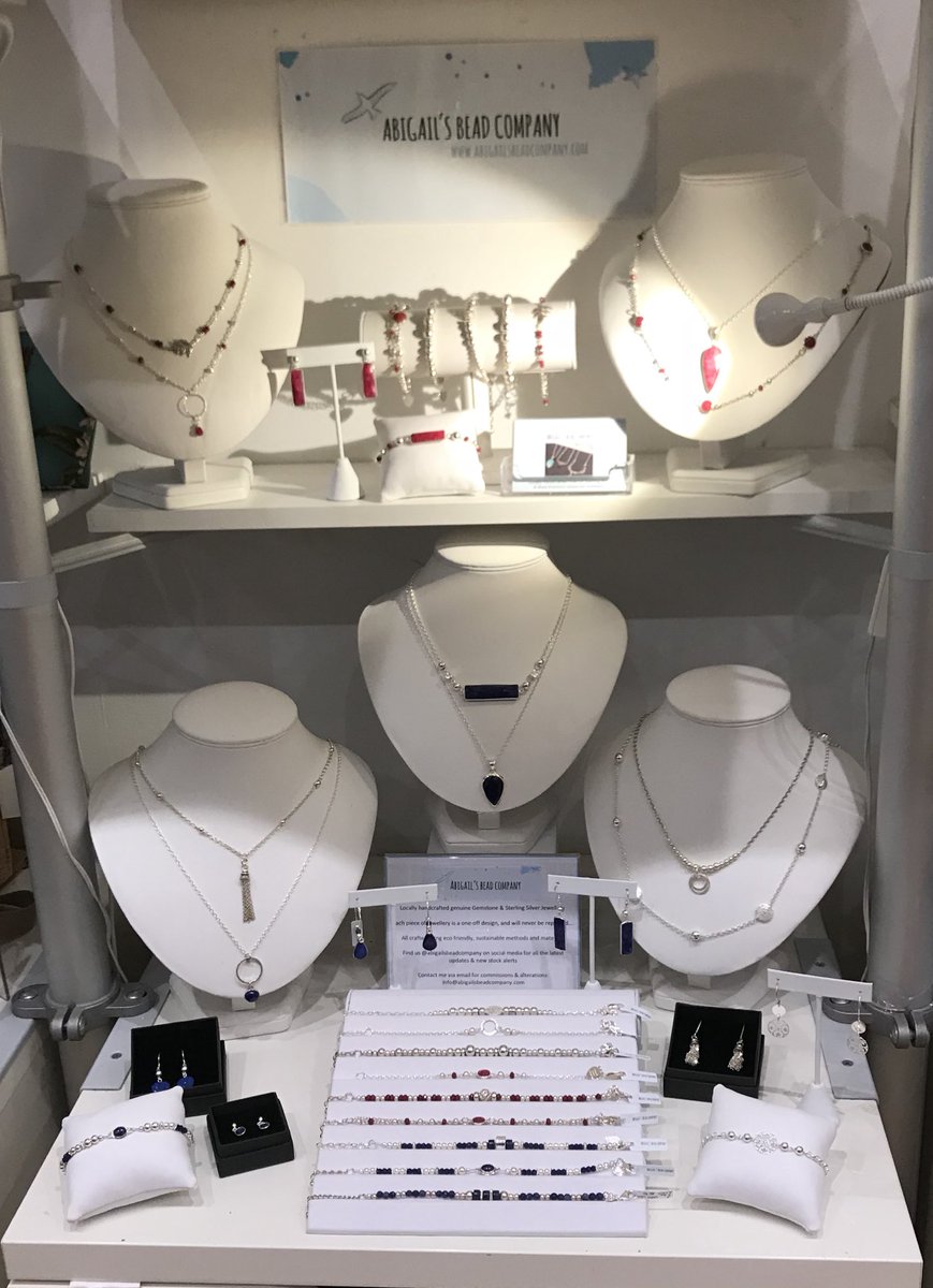 AbigailsBead's tweet photo. Just had a re-shuffle & re-stock @alloriginal2017 in Ealing... my shelf is looking beautifully autumnal 🎁🍁 Come down & check it out, so many awesome gifts on offer from myself & other makers! #gemstone #silver #jewellery #londonjeweller #oneoffdesigns #autumnvibes🍁 https://t.co/FXEX1e6KyD