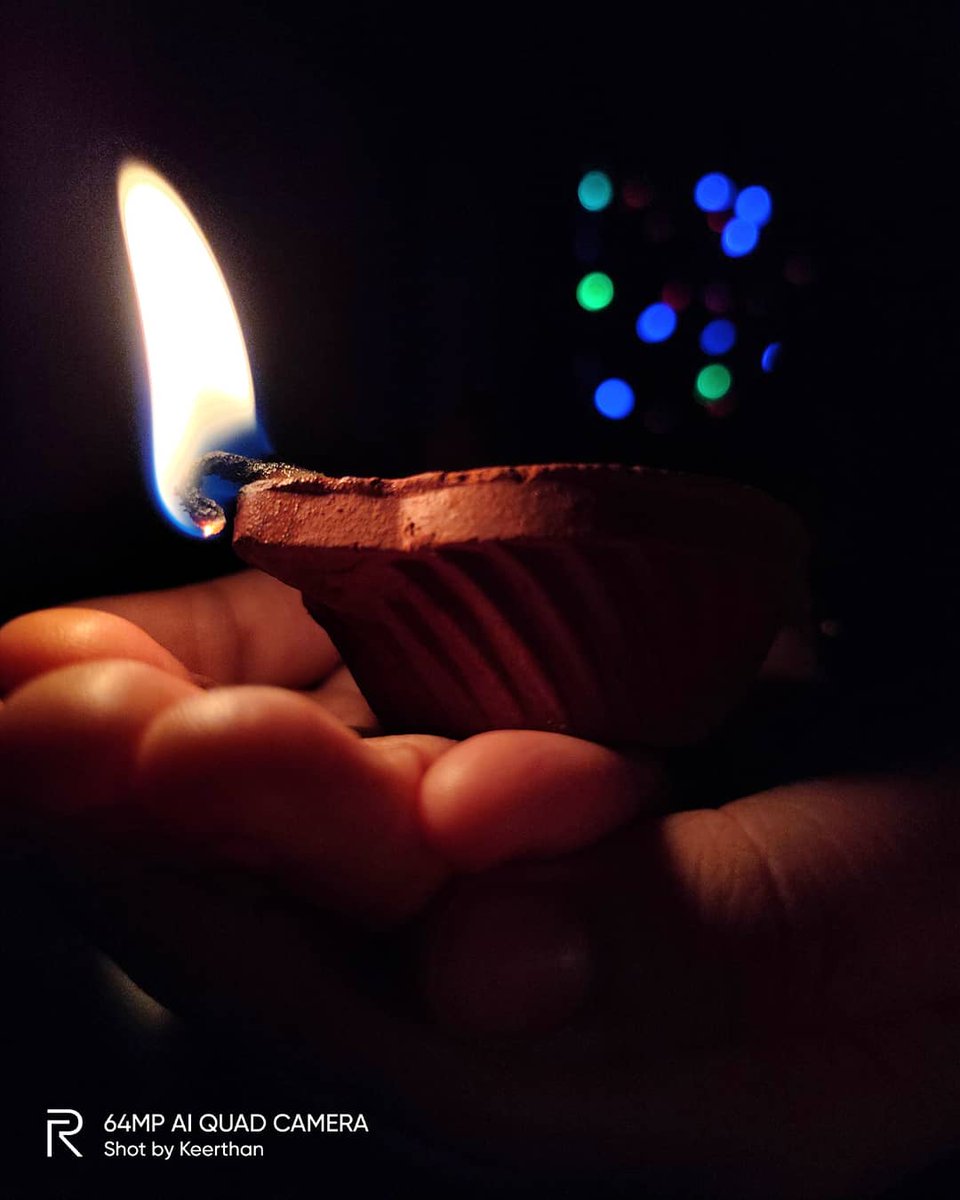 pixelwithme's tweet photo. #capturetherealdiwali #shotonrealme @MadhavSheth1 @realmemobiles https://t.co/QHCv65ZXxd