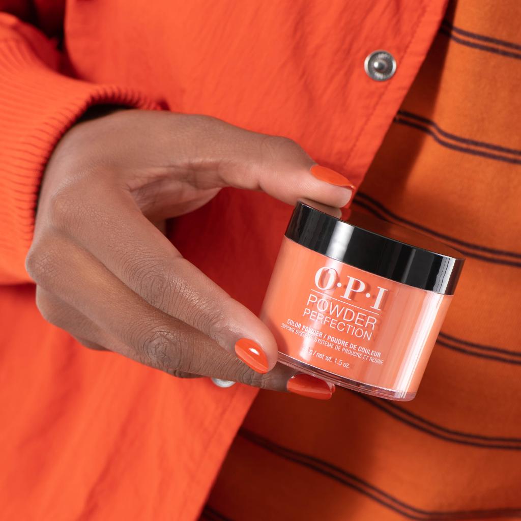 OPI_PRODUCTS's tweet image. 🎶  When I dip, you dip, we dip  🎶 Book a date with your nail tech to get “Suzi Needs A Loch-Smith” in dip powder and get your Sunday party started #OPIScotland #OPIPowderPerfection
Try this shade at your next salon visit