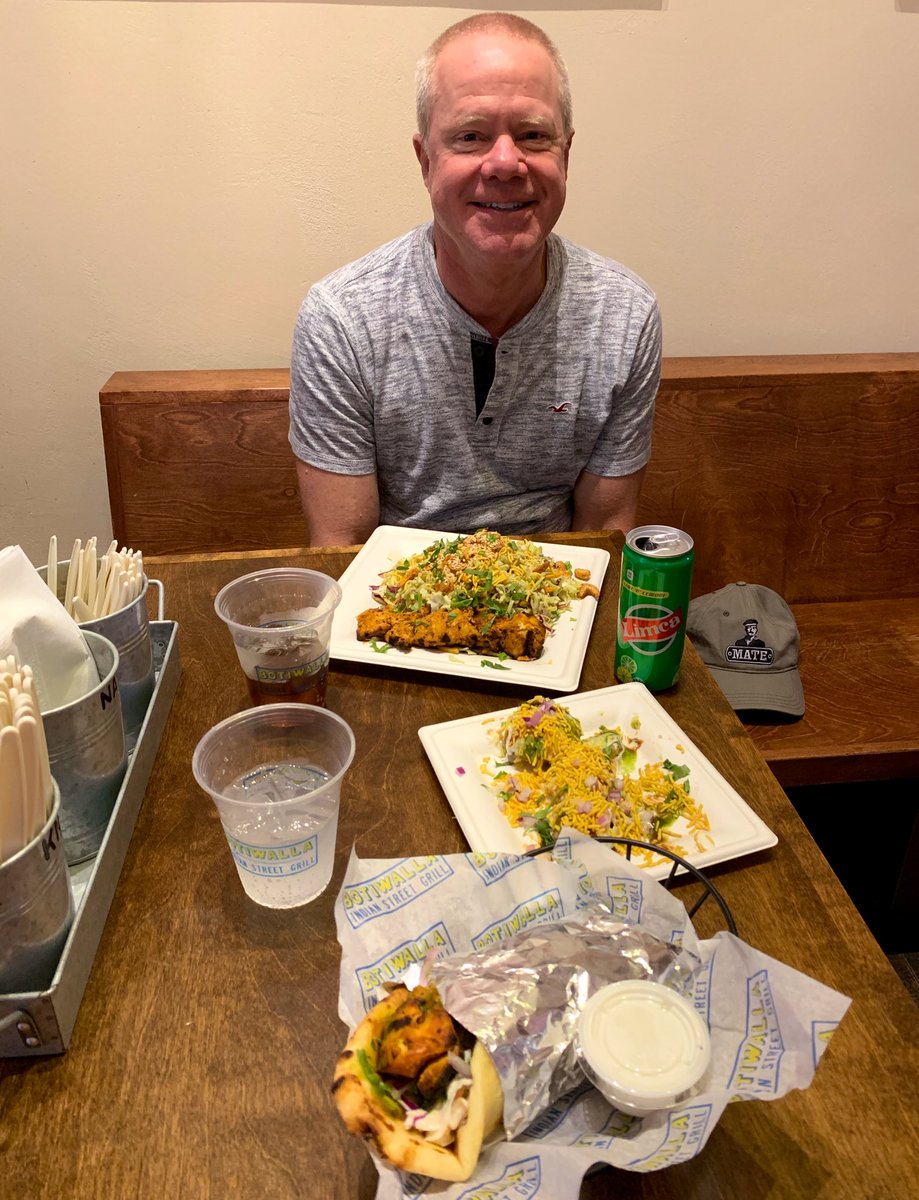 SashaEats's tweet photo. Indian street food for #lunch 👍🏼 #SashaEats #Botiwalla #ATLeats #yum #Foodspotting #Diwali https://t.co/Koi0omIYQG