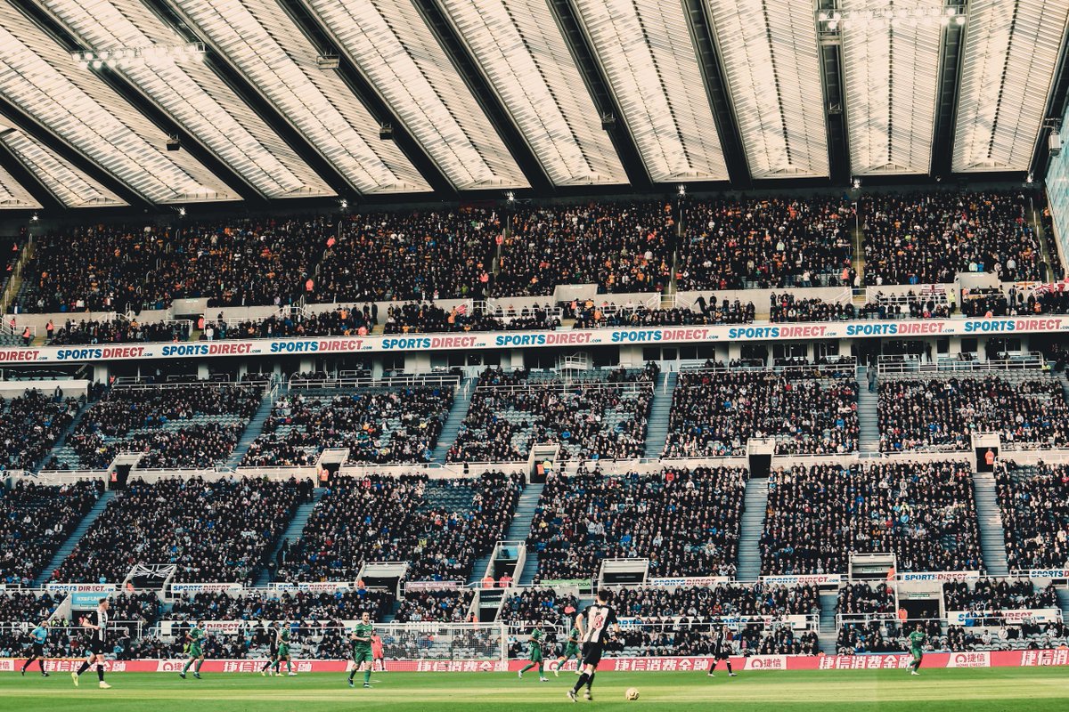 Wolves's tweet photo. 3,162 travelling Wolves supporters at @NUFC today. Outstanding as always. 

👏💛 https://t.co/9rCfEcfoSO