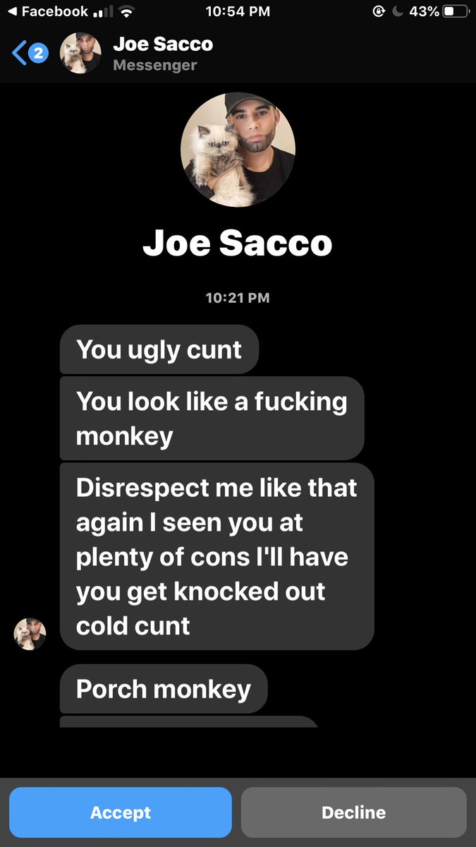 QweenLatweetYa's tweet photo. RETWEET: #SharpieBeardRacist doesn’t want his violent racist threats to be public knowledge. #joesacco #machinenightclub #TWDFamily #boston
#facebooklovesracist #thecookoutapp #massachusetts #rt #viralracist https://t.co/HwCnJlsYbG