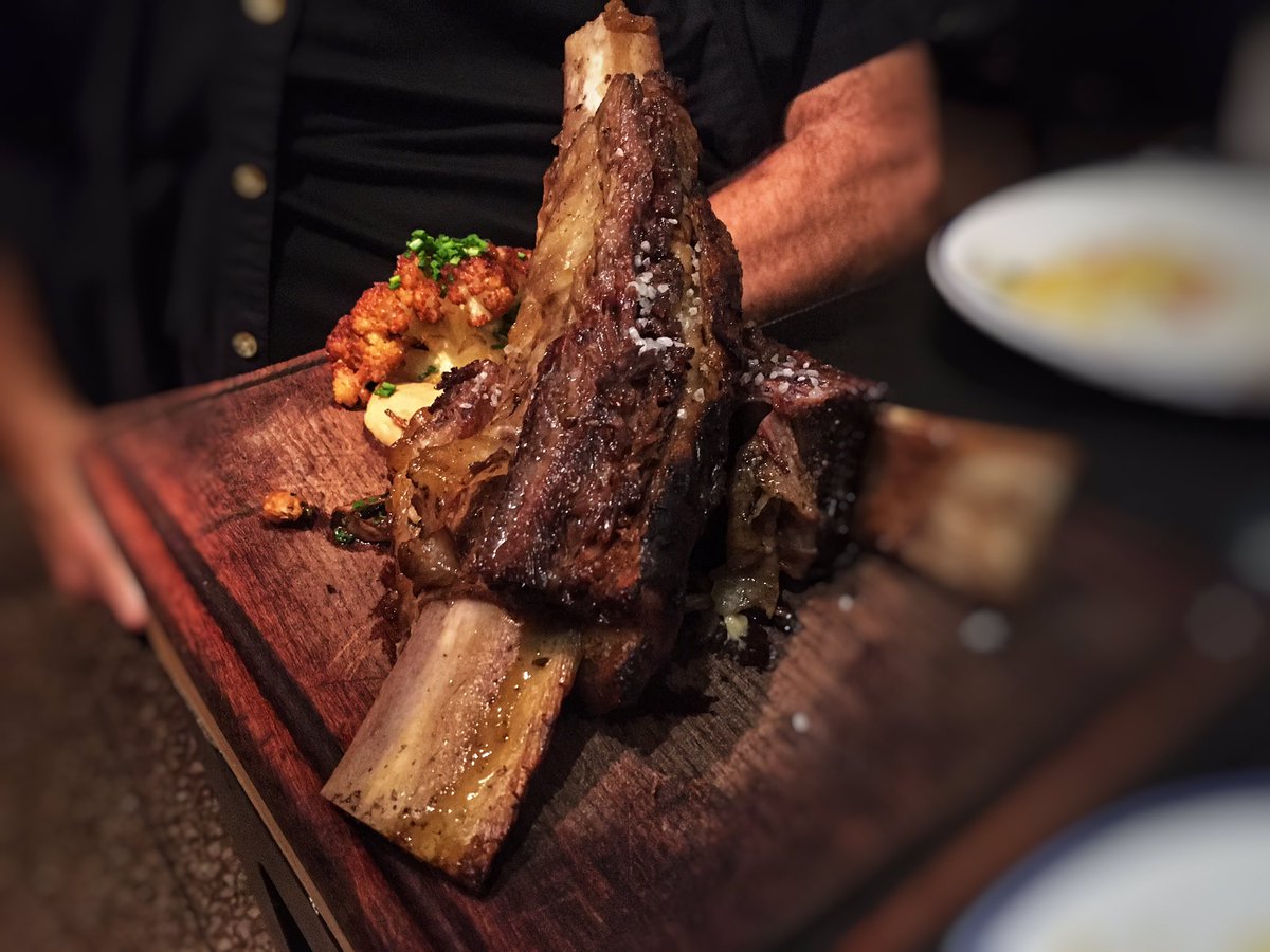 MaryConibear's tweet image. When in Argentina
#flintstones #lotsofmeat #buenosaires #lacarniceria