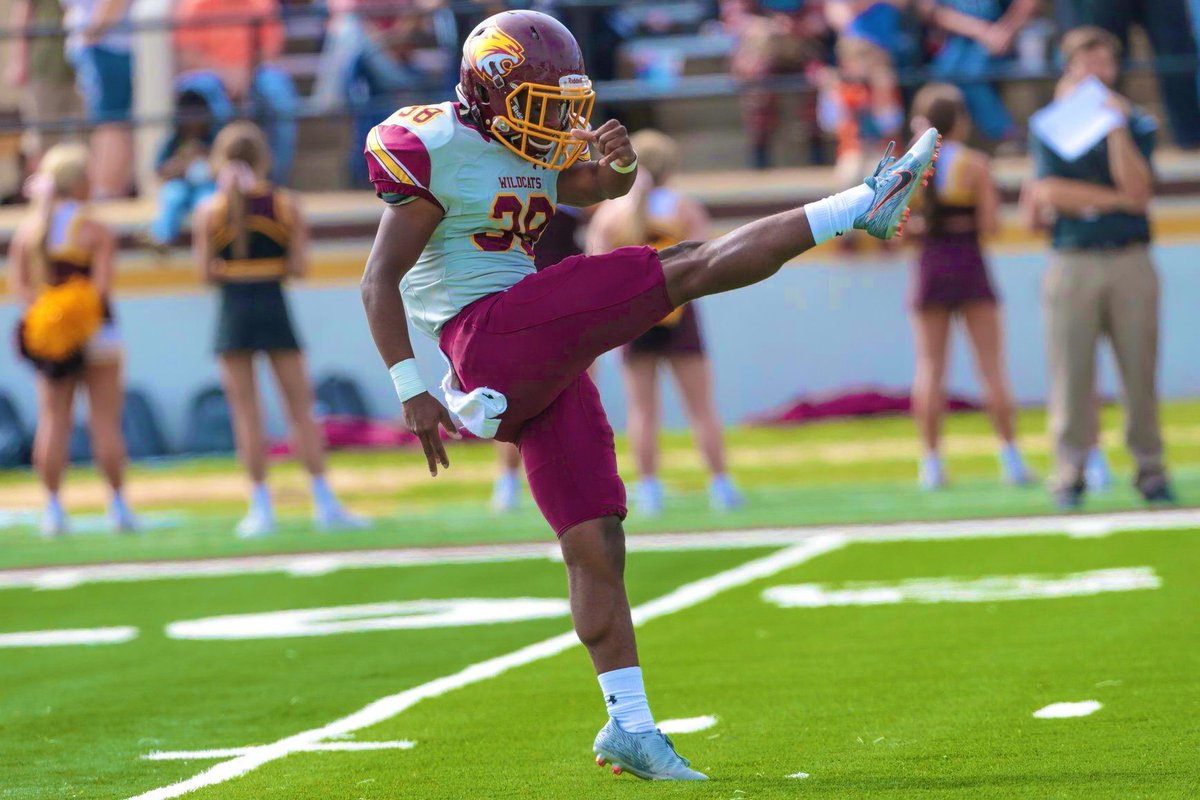 __gayden's tweet photo. Freshman Year🏈✅ https://t.co/tktTV7Btlh