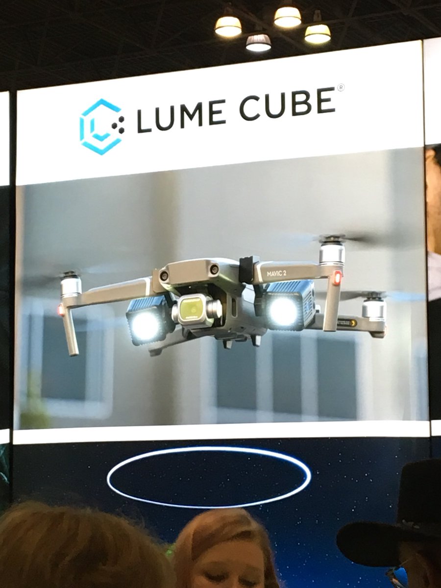dronepodcast's tweet image. Tools to help you become a more well-rounded photographer #photoplus expo NYC. #matterport (3-d capture) #gtechnology (photo/video backup!!) #lumecube (drone lights &amp;amp; strobes) #peakdesign (travel bags) #hexbrand (sling bag!)#dronepodcast #resultswithdrones