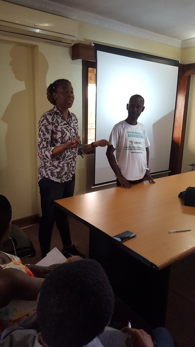 AimKazika's tweet photo. Honorée par la présence de #ArleneAgneroh de @ONUFemmes en #RDC de pouvoir participer et échanger avec les participants lors de #FarmingData #Training organisé par @ypard_rdc avec l'appui de @SOSFAIM. @ypard_rdc vise à développer des échanges avec cet organisme onusien. https://t.co/d3Ea7LE4TZ