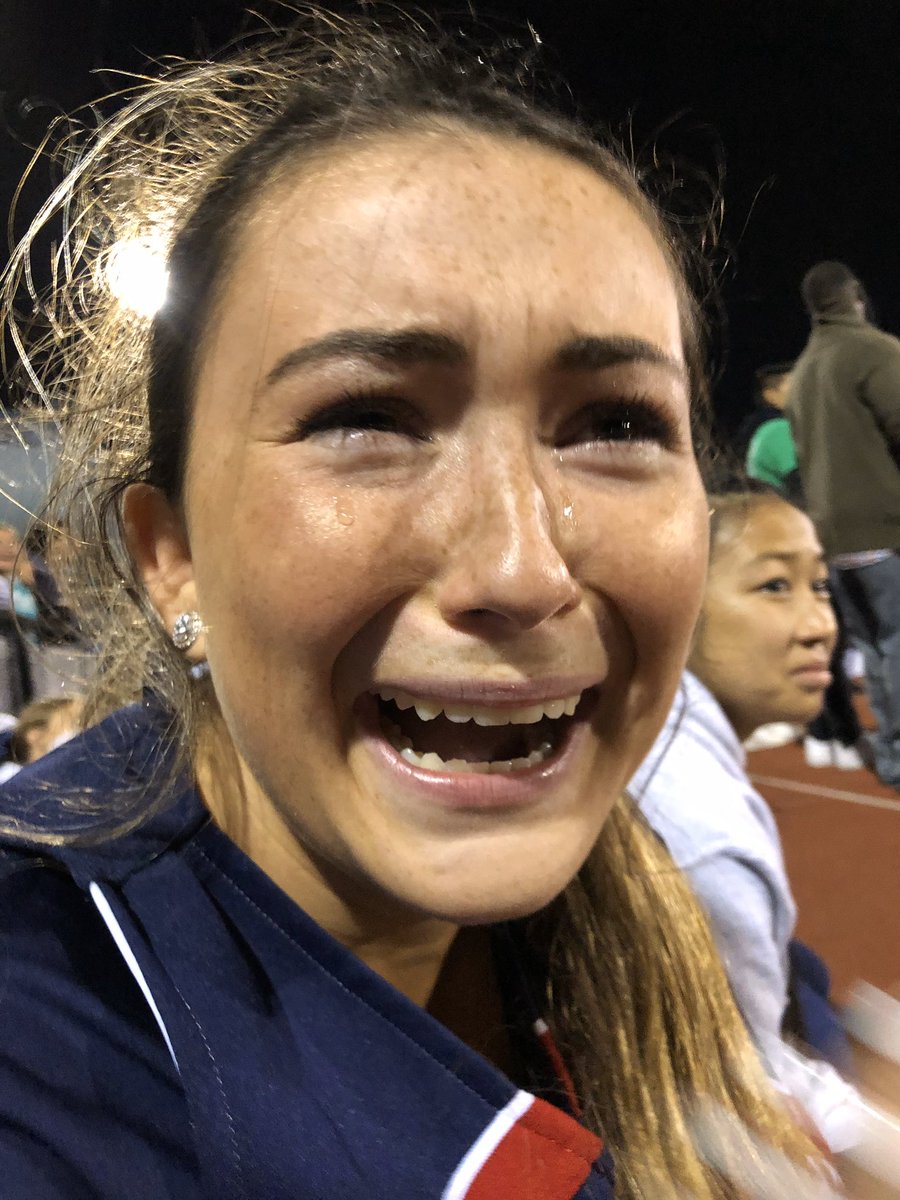 TwpInteract's tweet photo. When your Co-President gets crowned homecoming queen 👑 #RollInteract @twppride @AprilRenzetti https://t.co/TUyfz4lxrz