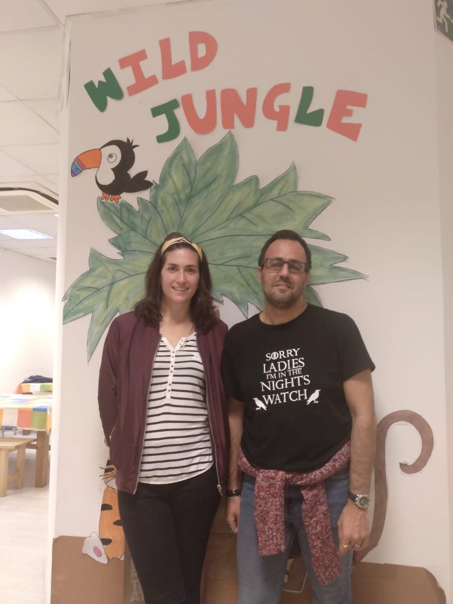 JugandoJ's tweet photo. ¡Adivinad qué! Este viernes volvimos a la carga con los talleres en @fundacionBalia y no podemos estar más content@s. 🤗 Estuvimos jugando a  #JungleSpeed, #Uno, #FantasmaBlitz, #Strike, y #Vudú. 
Se vienen muchos más por delante, así que estad atent@s y ¡animaos a participar!🎲 https://t.co/nqxPL4ZFNj