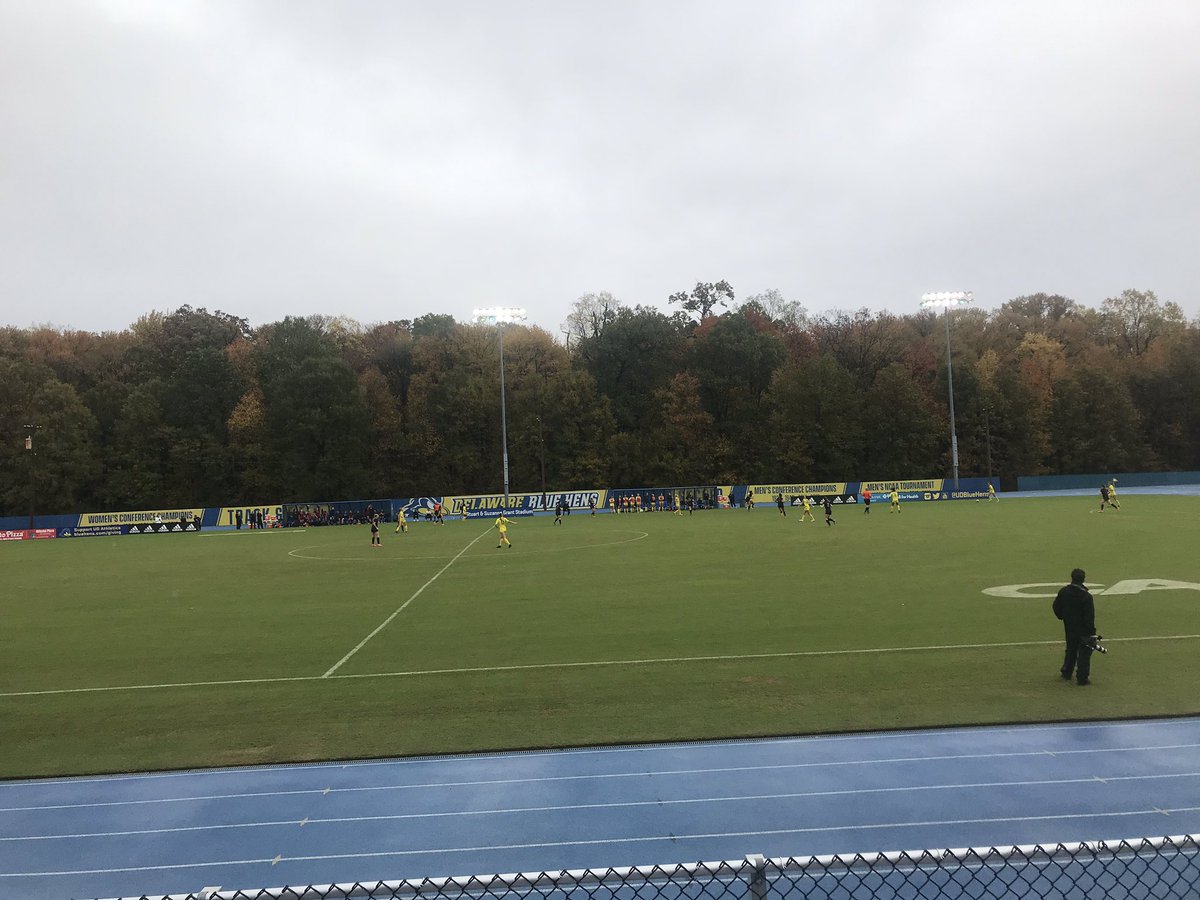 We’re here at the women’s soccer game this afternoon against UNCW! #GoHens