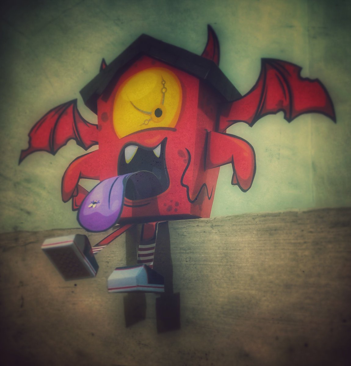 yoake_fk's tweet photo. When the time is haunting.. 
#papertoy #salazad https://t.co/9q1pmakAZV