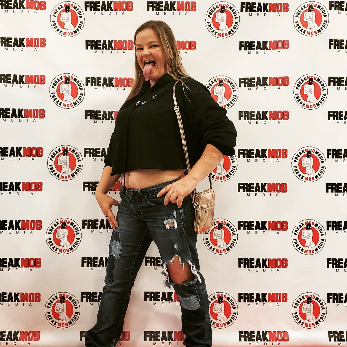 Worlds most talented tongue. RT if you agree.