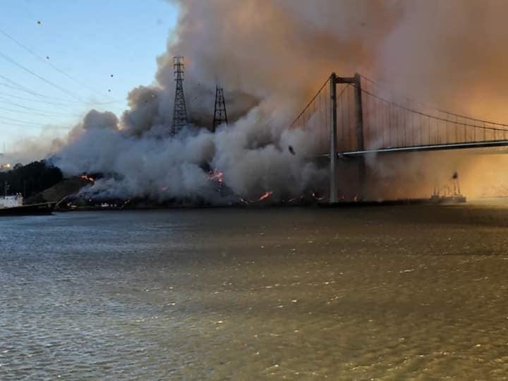 A scene from today's wildfires in #California. When we say the disruption caused by #ExtinctionRebellion blocking a bridge is nothing compared to the disruption of the climate crisis, this is what we mean. #TellTheTruth (Photo via @mulsirhc)