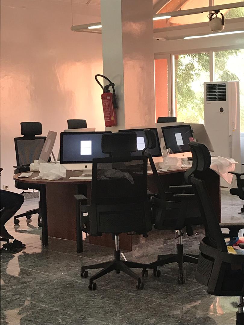 CodeLoccol's tweet image. 🤩🤩🤩
Be ready !!!

C&apos;est demain !!! Rdv 👀 sur nos pages à partir de 10H pour vivre les moments forts du lancement de la 1ère école dédiée au code @CodeLoccol 😉😉😉

Cc @rouffahi @Cipmen @AnsiNiger @Sahelinnov @i4dev2019 @ADULeads @NLcivilsociety