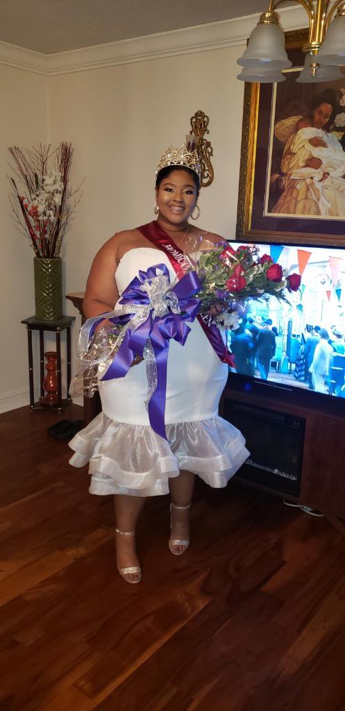 kynnsharee's tweet image. Everyday, this Queen gets better 👑.      #lasthoco #hoco2k19