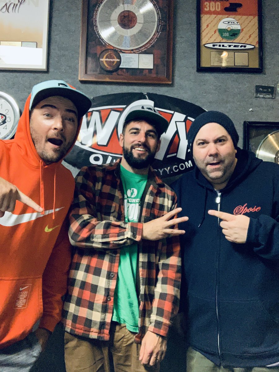 spizzyspose's tweet photo. We Smoked It All 10 year anniversary interview with Mark Curdo airing tonight on 94.3 WCYY and https://t.co/wU7YK3sNUY !!! Shoutout to Mark who was the first person to ever play I’m Awesome on the radio #spinout #wsia4 @CamGroves https://t.co/yhxHcy80XN