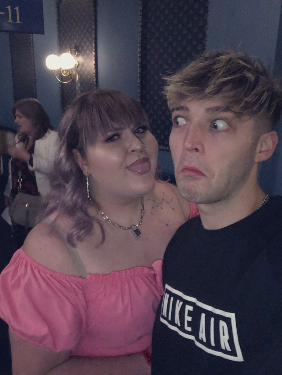 AllMyLoveJonah's tweet photo. 𝒍𝒆𝒕 𝒕𝒉𝒆 𝒈𝒐𝒐𝒅 𝒕𝒊𝒎𝒆𝒔 𝒓𝒐𝒍𝒍 🖤 https://t.co/wS87mjXmA0