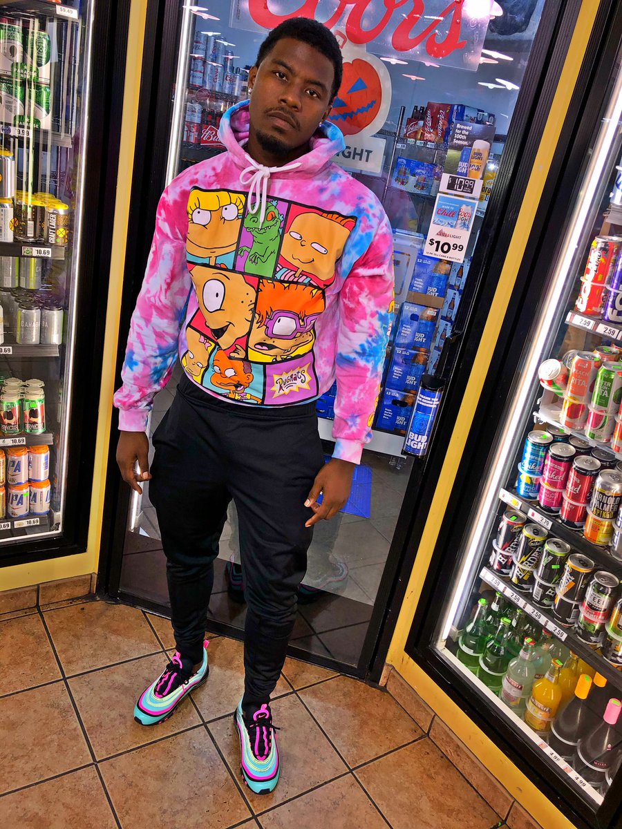 Grasa_papi's tweet photo. Made In The 9️⃣0️⃣’s But I Hit Hard Like Dope In The 8️⃣0️⃣’s
#LLStan❤️
#LLCUPCAKE🧁 https://t.co/tkfCJEJVmW