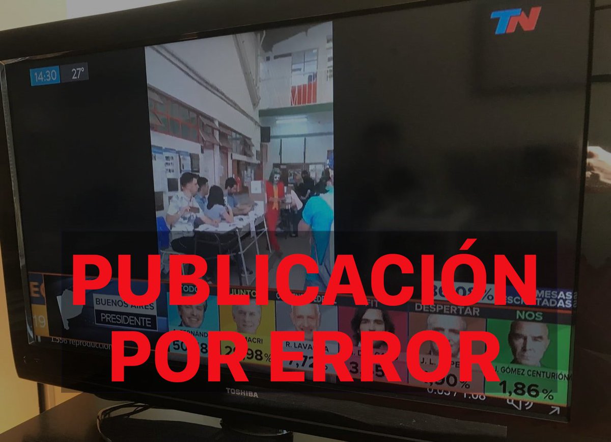 todonoticias's tweet photo. El error que a las 14,30 salió al aire en la pantalla de TN:  corresponde a una prueba que estaba realizando el centro de arte electrónico para testear el funcionamiento del sistema ⬇️ https://t.co/prUPvgbhJM