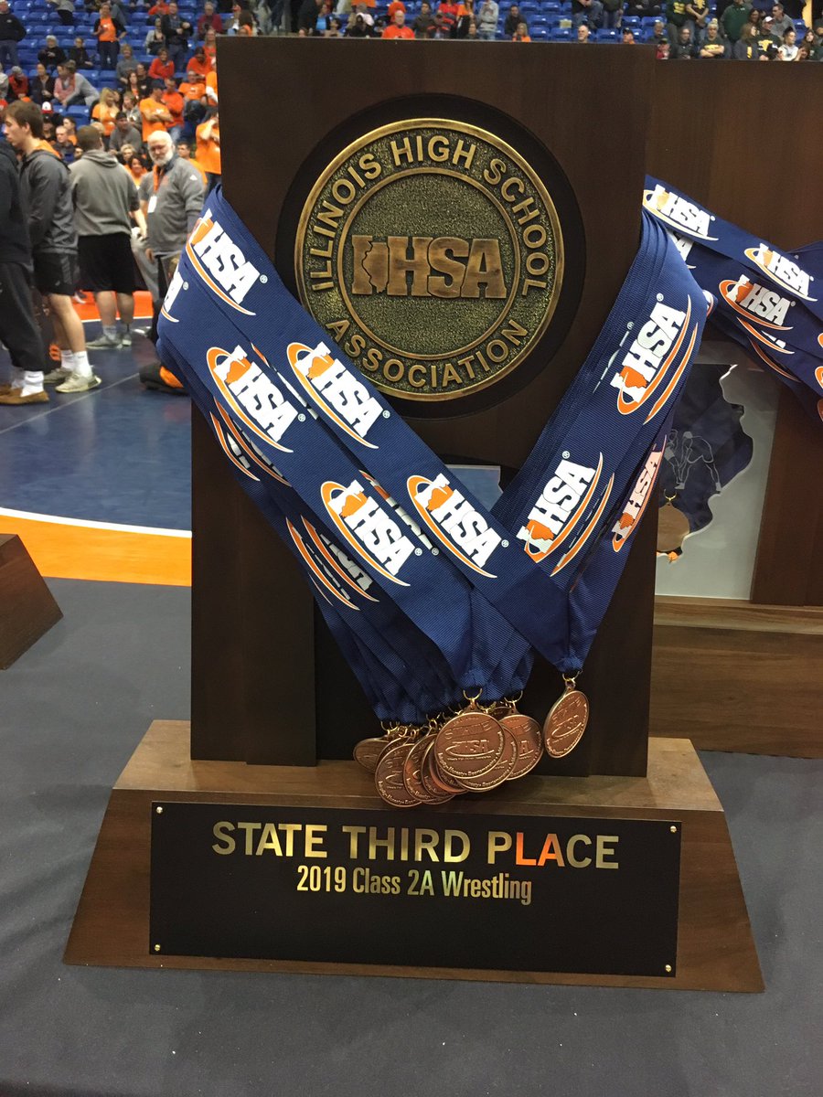 mcchs_wrestling's tweet photo. Can’t wait to get started!! Back to Back: Regional Champs, Sectional Champs, State Qualifiers. 2019 3rd Place in State. Who’s with us?Practice starts 11/11! #hurricanewarning #thestormiscoming @central_marian @MCHSFathersClub @MarianCentral @McHenryCoSports https://t.co/lVQOLtOz9L