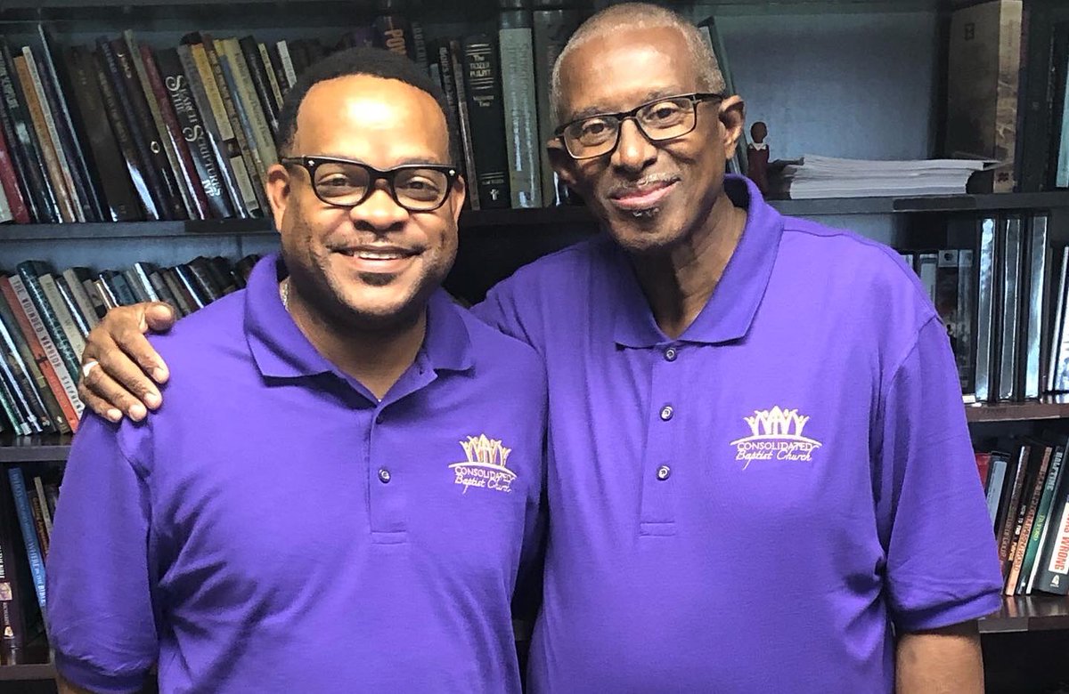 PastorRGaines's tweet image. We celebrated our men today at @ConsolidatedBap &amp;amp; I’m so grateful for the day that it was. Our Men’s Day Choir led us in intergenerational worship in excellent fashion &amp;amp; my friend, @Breonus was brilliant at both services. Bless God from Zion. #LetsMoveOn #MensDay2019