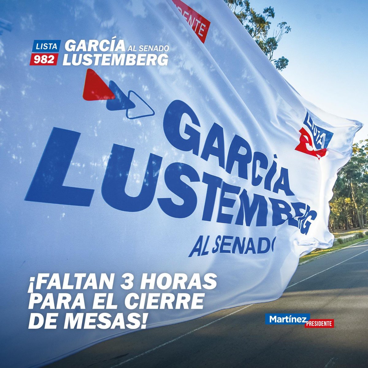 PARFrenteAmplio's tweet photo. Nuestra alegría y ansiedad van en aumento!! Todavía estás a tiempo de pedir tu #Lista982 y que te la llevemos. Escribinos por WhatsApp:

📲092999182
📲098000982

#GarciaLustemberg982 #MartinezPresidente @32alvarogarcia y @LustembergC al Senado @Frente_Amplio https://t.co/VysapIrDhg