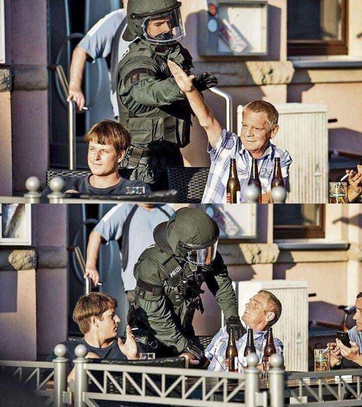 <a href="/gabriarjona/">กมล รหัสใหม่</a> 3 años de carcel para este hombre por el saludo Nazi. No te asustes no es en España , es en Alemania!