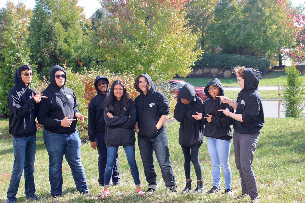 Our #lastseason 😭 and we’re off to a great start! Good luck teams 😆 #ftc #morethanrobots #innovation <a href="/FIRSTweets/">FIRST</a>