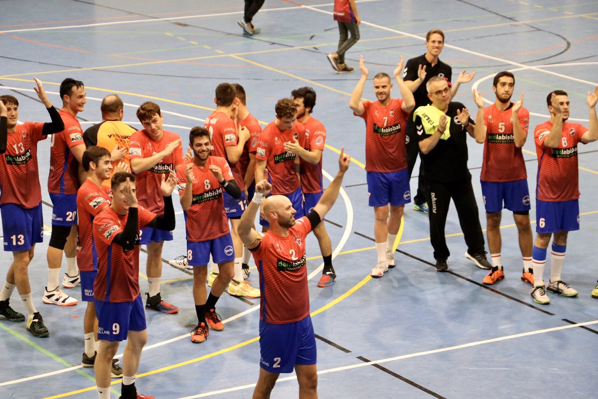 c_handbolgarbi's tweet photo. #SíSíSíGarbí
#mésqueunclubunagranfamília https://t.co/aL4OykBC6I