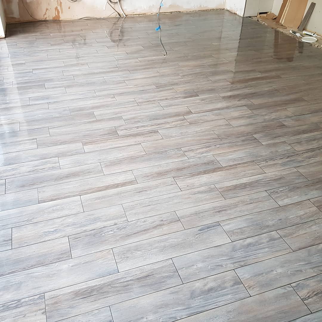 TJFTiling's tweet photo. #porcelain #polishedtile #tiling #tiler #Tiles #Staffordshire #Cheshire #TJFTiling https://t.co/epwZ4esBhQ