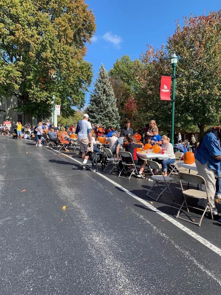 juliegoodman0's tweet photo. Spent the afternoon enjoying the perfect weather, visiting with lots of friends &amp; watching pumpkins be turned into art at @Transy PumpkinMania carving &amp; Fall Festival. As a Trustee &amp; Alum I’m very proud of Transy for hosting such a wonderful community event. #Goodman4Circuit https://t.co/EFGkMeJdb5