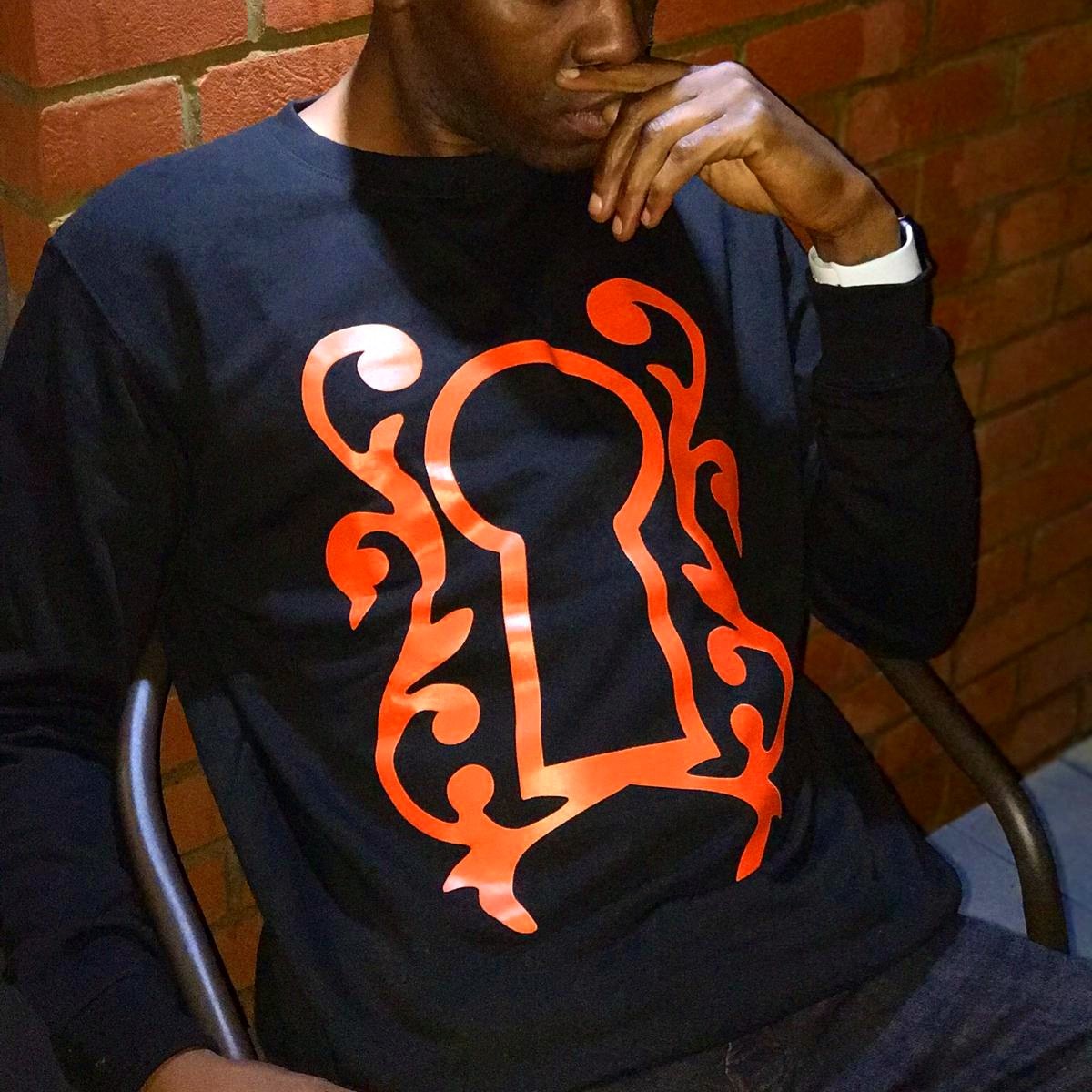 EYK_Clothing's tweet photo. M A X I N G | https://t.co/AH1MtPMG3d
°
°
#EstablishYourKingdom #CreateYourOwnSystem #StyleInspo #FashionInspo #Streetwear #LookOfTheDay #UrbanWear #UrbanStreetStyle #Photography #MensStyle #WomensStyle #StreetwearFashion #Apparel #ClothingBrand #OOTD #LookOfTheDay #LondonFashion https://t.co/oOZqXkwUxe