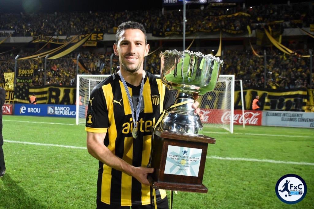 MR11ok's tweet photo. A un año de un gol que valió para dar su primera vuelta en el campeón del siglo @OficialCAP https://t.co/zWQ864Rnj7