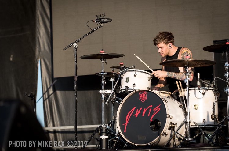 dvilypvris's tweet photo. PVRIS x Riot Fest 

📸: Mike Bax https://t.co/hbsRsdaIiy