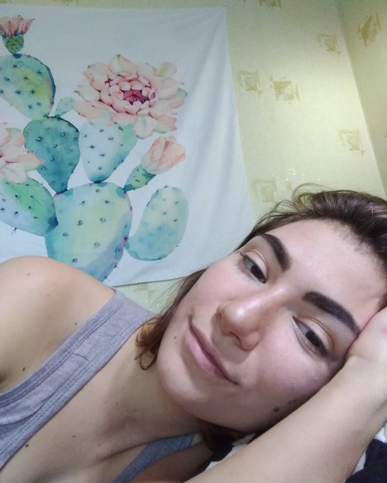 Lazy day😋 https://t.co/9RTNZpWp38<a href="/tag/footfetish"class="tags"><span>#footfetish</span></a><a href="/tag/feet"class="tags"><span>#feet</span></a><a href="/tag/barefoot"class="tags"><span>#barefoot</span></a>