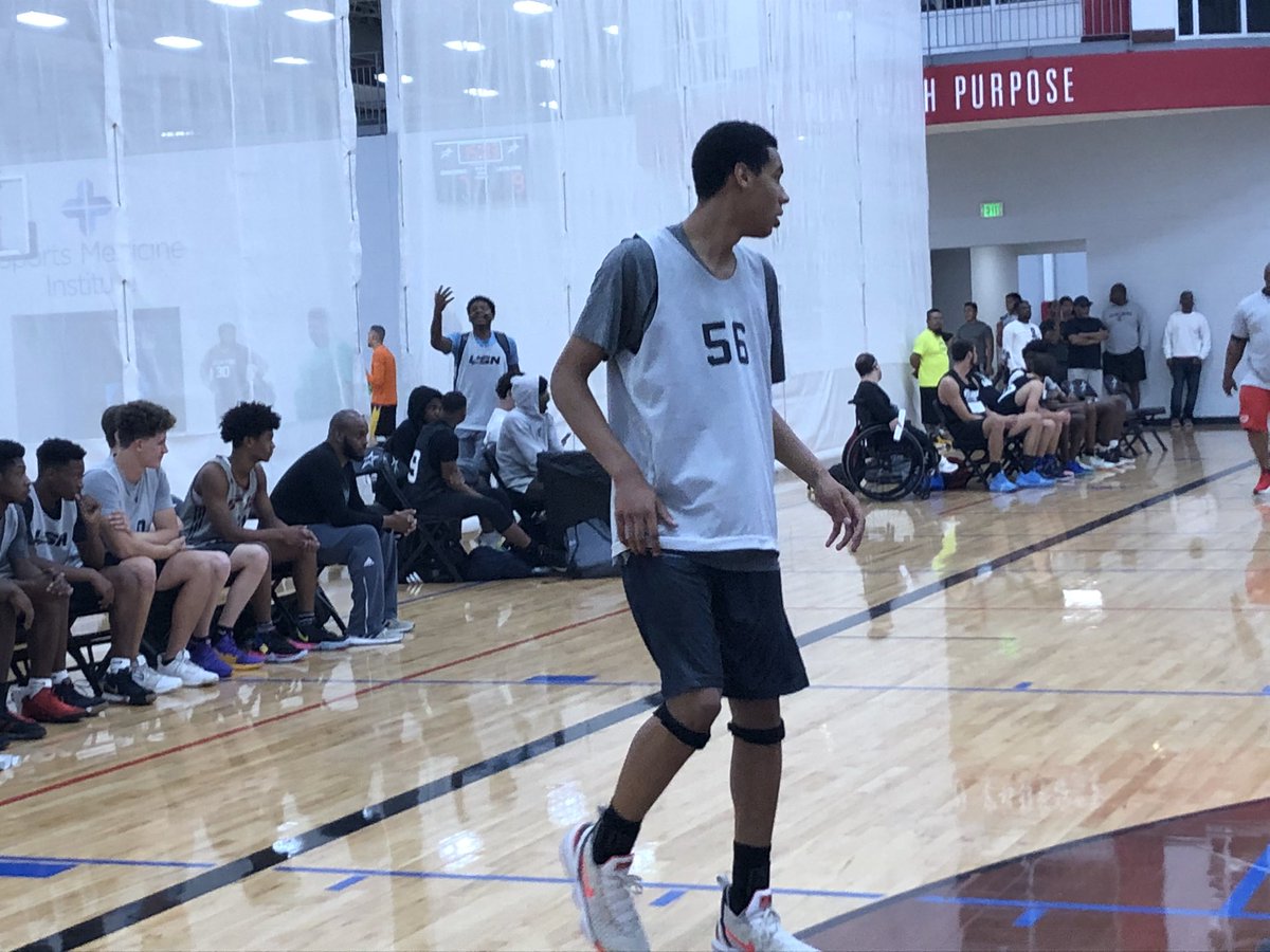 TMarkwith14's tweet photo. More 2020 &amp; 2021 Prospects To Track From The @UpwardStarsSE Combine:
Case Roach (Travelers Rest)

Latavian Lawrence (@GCAHoops1)

Maddux Harrell (Chaplin)

Keeyan Itejere (Grace Christian)

Tyrek Priestly (@lec_hoops)

Jalen Robinson (Andrew Jackson)

Will Nepa (NRCA) https://t.co/zrecRsZHcK