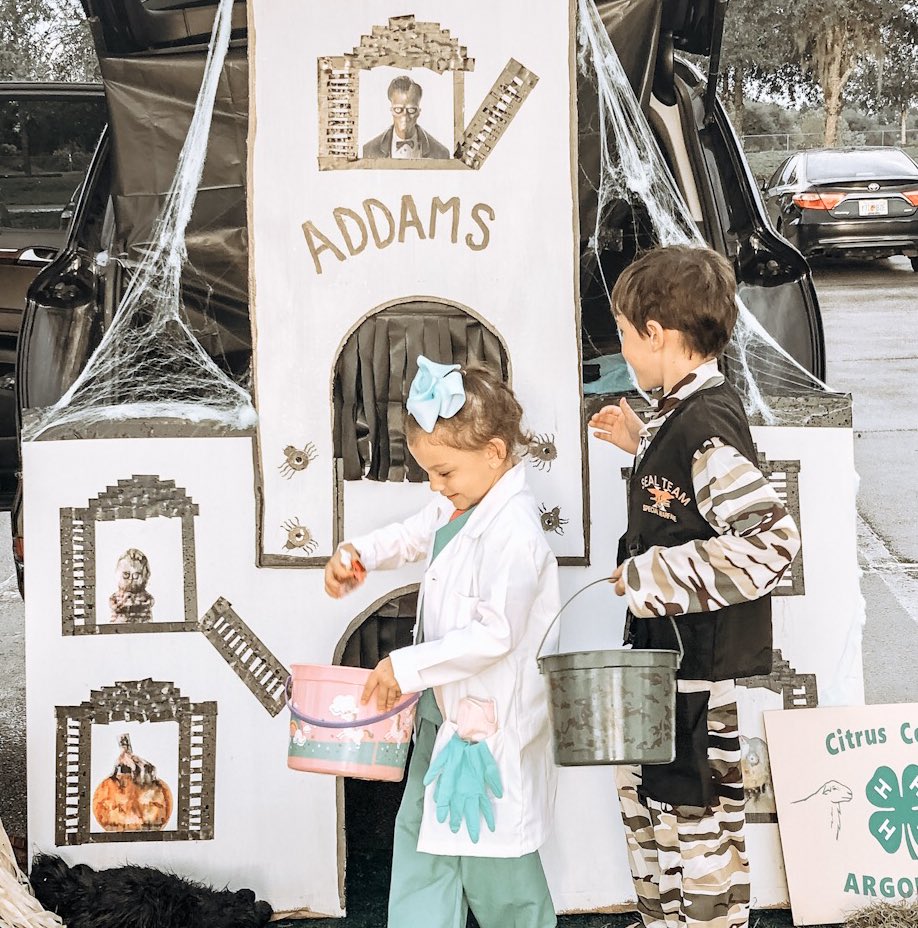 Tammy_Rooks's tweet photo. I asked them to dress up as what they would like to do when they get older or who inspires them... she wants to be a #doctor and he dressed up as his brother #navy .

#trunkortreating #careergoals #inspiring #usa #militaryfamily #militarymom https://t.co/VrtRoabRSV