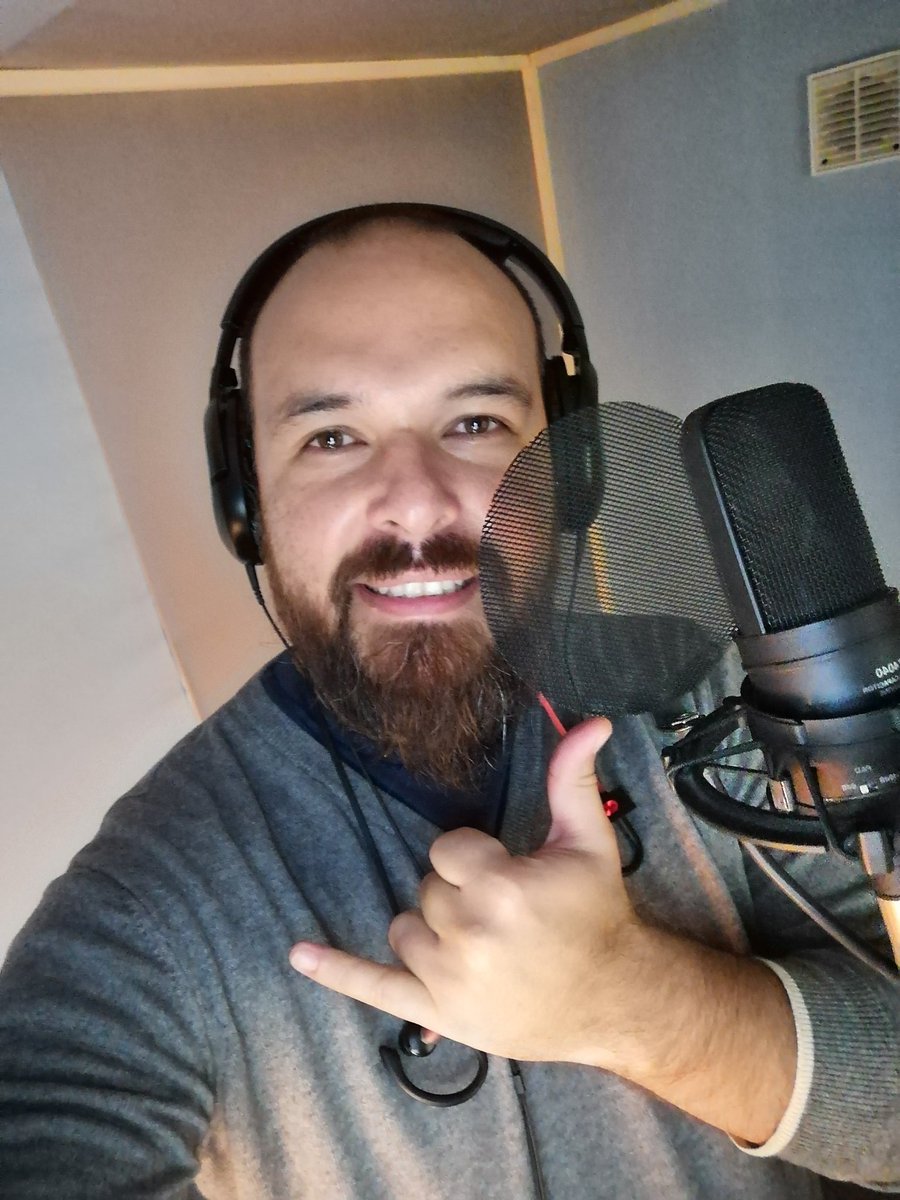 Fred_Mazo's tweet image. A other day another project inside the box. Doing what I love #doblajelatino #doblaje #doblajeenespañol #sehablaespañol
Otro día y otro proyecto en la caja. Haciendo lo que amo.
#voiceover #voiceacting #voiceactor #actor