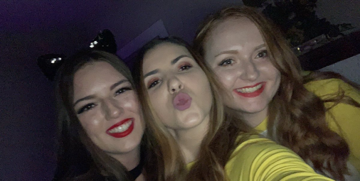 kirstenn_12's tweet photo. we’re all treats here 😉🍬 https://t.co/QBaxrcYb6L