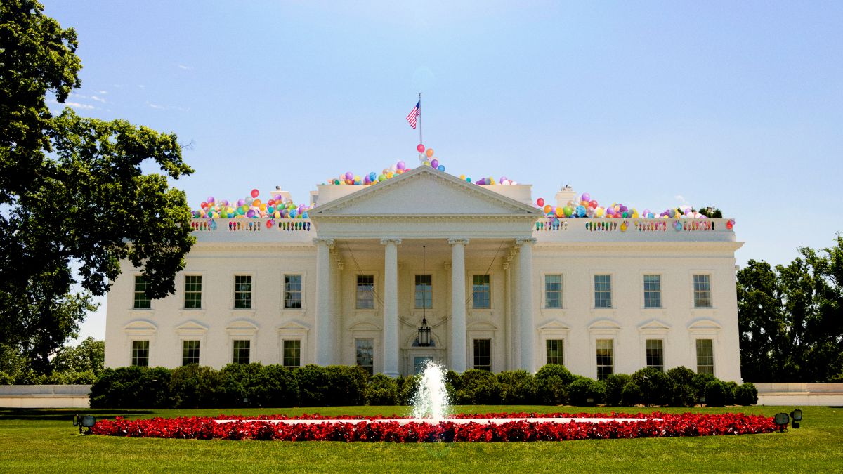 TheOnion's tweet photo. Trump Ties Thousands Of Balloons To White House Roof In Attempt To Sail Away From Impeachment Inquiry https://t.co/OEX3Wyqdmq https://t.co/XQwnPXi1Lz