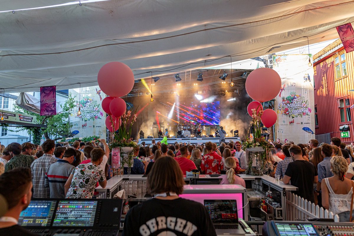 Heapet_official's tweet photo. #MartinAudio Succeeds Again With Season-Long #MLACompact Deployment
When the magnificent summer long #FoynhagenFestival in #Norway adopted Martin Audio’s MLA Compact PA last year, the complaints th...
@KoolntheGngLIVE @Highasakiteband @MartinAudioLtd
https://t.co/9jNSFrrYzS https://t.co/SMVsbampmP