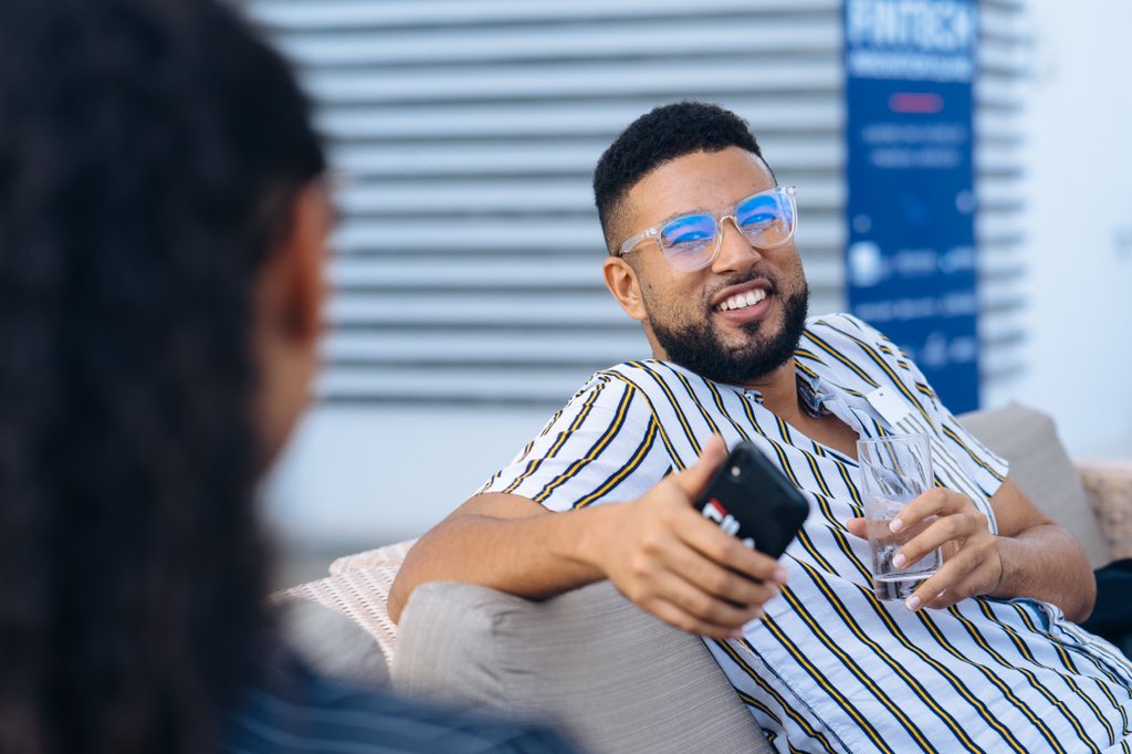 TechBeachRT's tweet image. Some billboard worthy shots from our Sunset Cocktail Event 🌅 last week at the The Hamilton Princess. #TechBeach #Bermuda #TechWeek #FinTechInnovationIsland