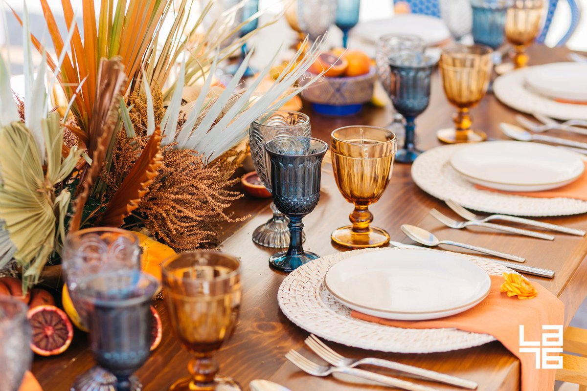 LA76guys's tweet photo. A fall affair in Los Cabos. We loved this beautiful setup by the Pacific Ocean in perfect fall hues. 

Event Design: Event Design by Marianna Idirin 
Rentals: Warehouse Rentals 
Floral decor: @pinacate0202 (on IG) 
Location: Waldorf Astoria Los Cabos Pedregal https://t.co/V7IG7jTkA8