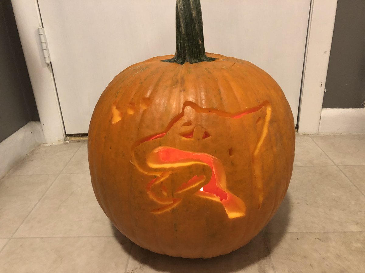 I decided to try and be a little more creative with my pumpkin this year and carve Boo! I’m not artistic AT ALL, and it was a little tricky, but I love how it turned out!! What do you think?  #uglydogs Also one of my favorite pics of Boo from Doty!  @BlairBraverman