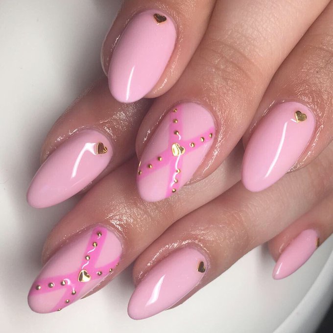 Reminiscing on one of My favorite manicures to-date. Perfect princess harness 👸🏻💖 https://t.co/64x4H<a href="/tag/handfetish"class="tags"><span>#handfetish</span></a><a href="/tag/nailfetish"class="tags"><span>#nailfetish</span></a>