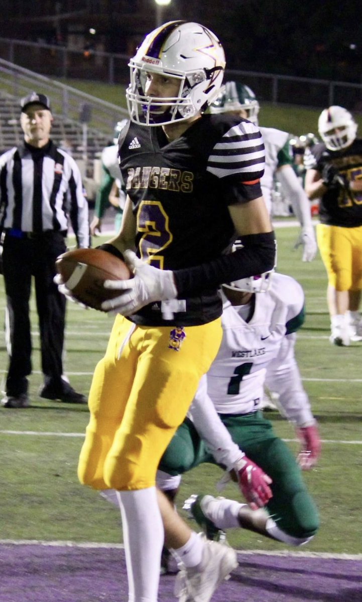 Congrats to Junior Pete Patsouras, Pete broke the single game record of TD catches in a game 4 and ties season record with 8!!! Most importantly helped us get the WIN! #CHALLENGE #PCE <a href="/LkwdAthletics/">LakewoodHS Athletics</a> <a href="/Lkwd_LHS/">Lakewood High School</a>
