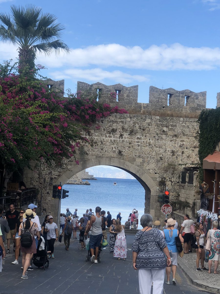 AArchuleta_5's tweet photo. Forever wishing I was back in Greece🧿🇬🇷💙 https://t.co/ceR720nkH1