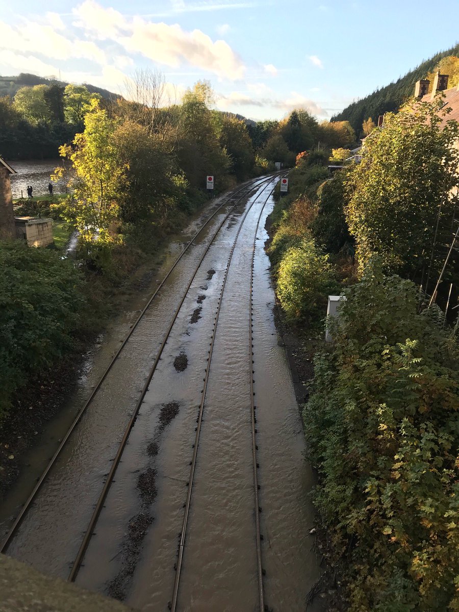 _KathyCampbell's tweet photo. #knighton #flood #riverteme https://t.co/TaNOAq3QCq
